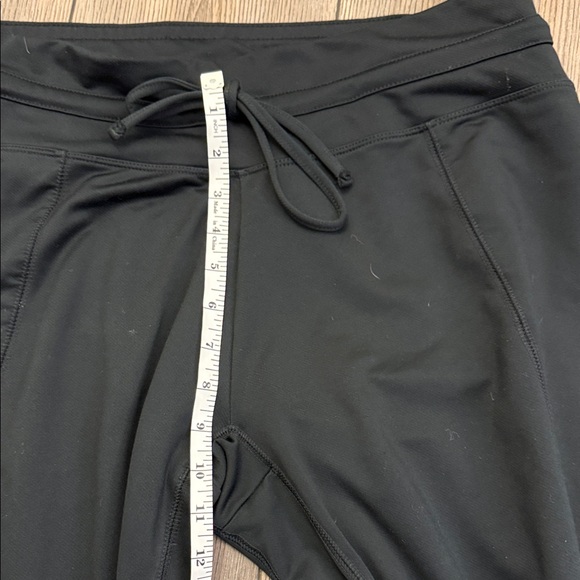 Nike women's Black wide leg - Picture 9 of 10